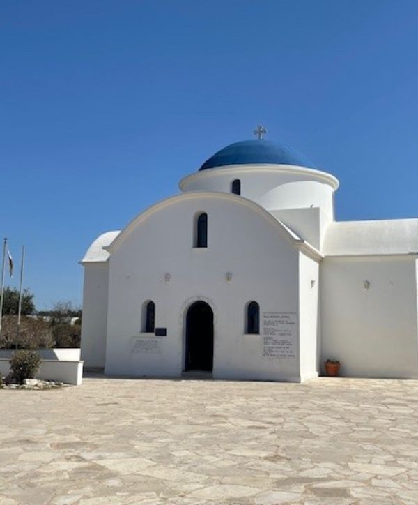 Sehenswürdigkeiten Zypern weiße Gebäude mit blauem Dach